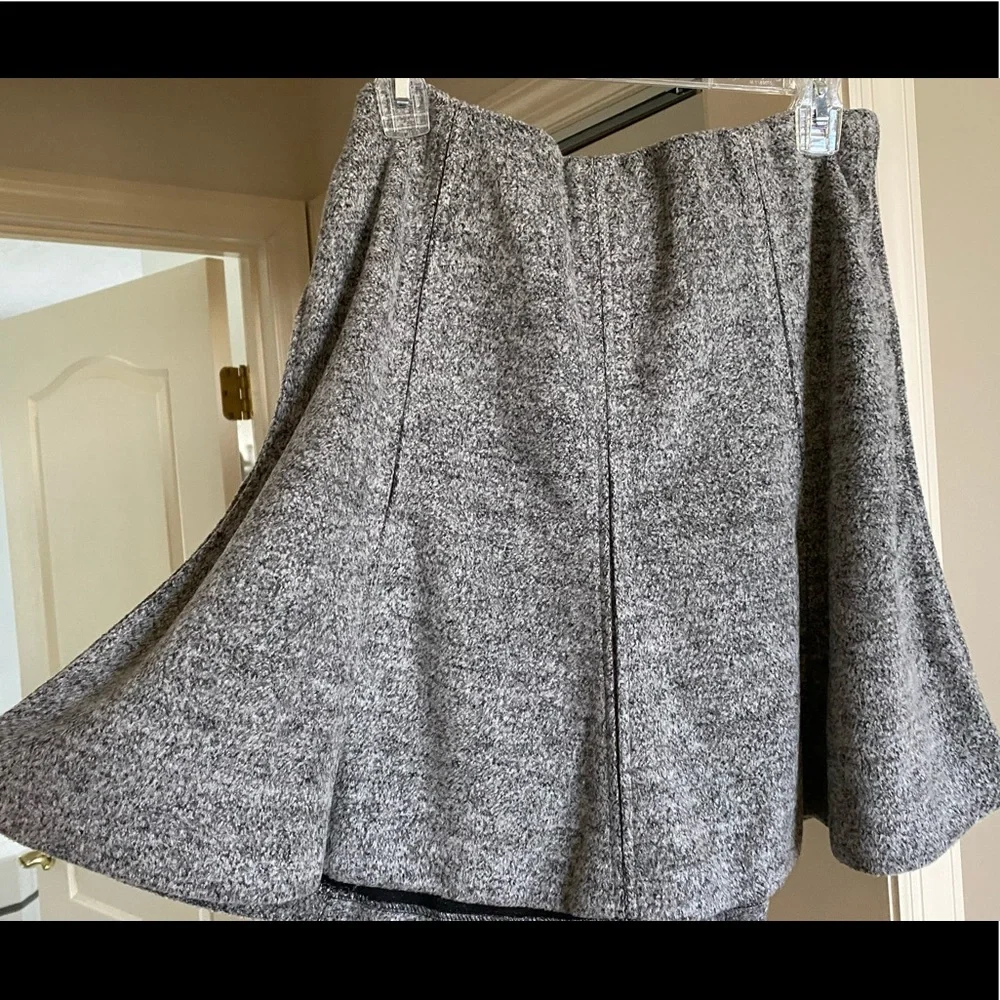 NWT Loft Skirt - Picture 1 of 2